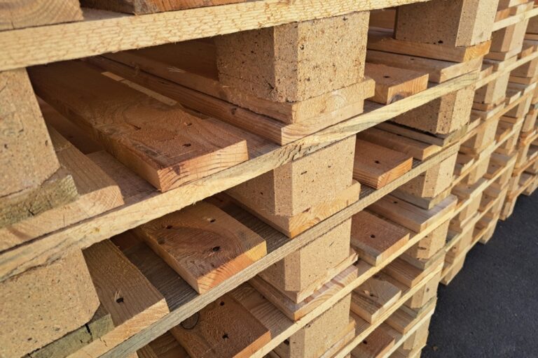 What’s The Impact Of Pallet Weight On Freight Charges?